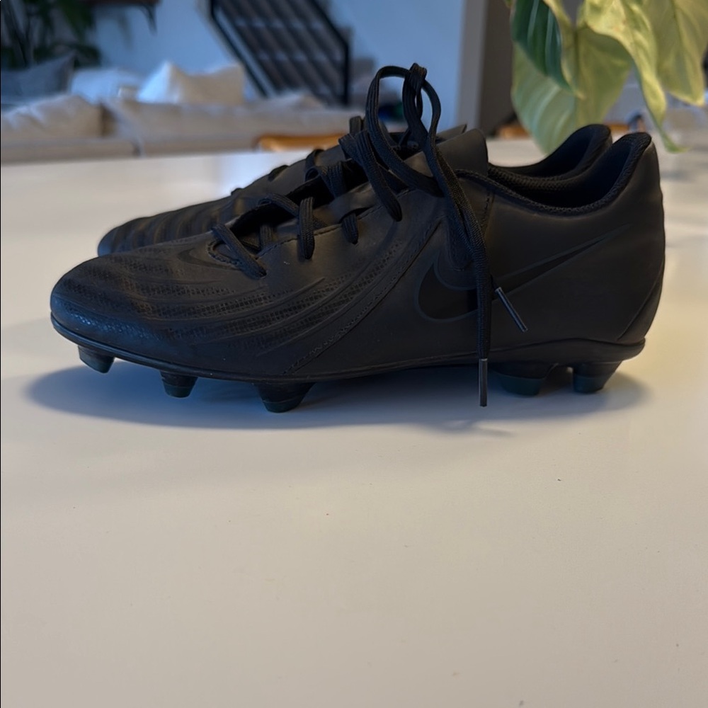 Nike Phantom Black Soccer Shoes